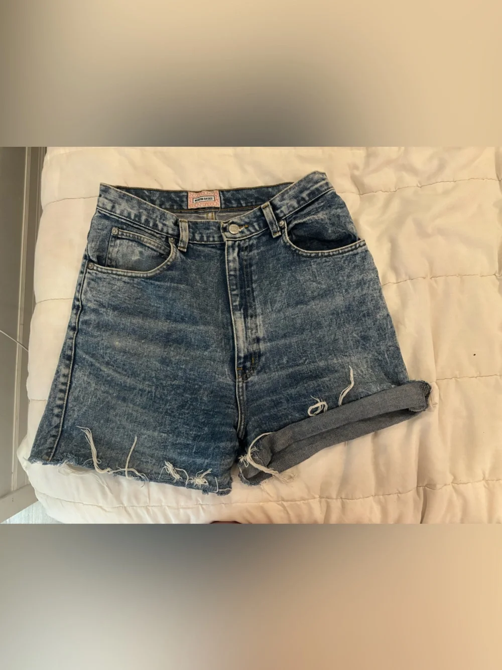 Sasson Jeans Vintage Light Blue Rolled Hem Denim Shorts - Picture 2 of 4